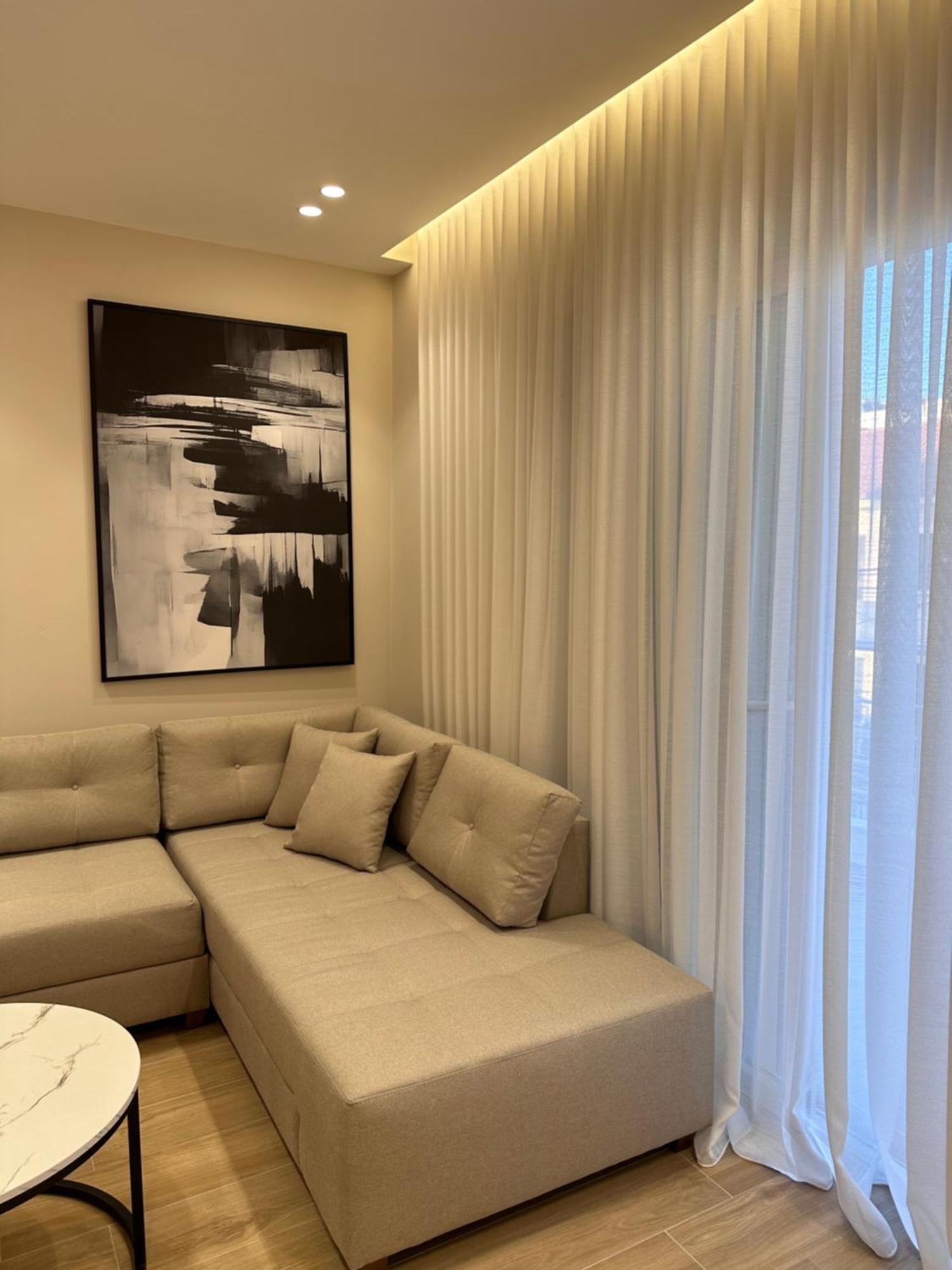 Luxurious Dreamy Seaside Apartment Дуррес Екстер'єр фото